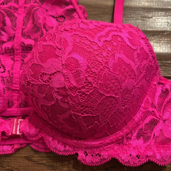 PINK by Victoria’s Secret Lace Racerback Front Bra Size 32B - Picture 2 of 7